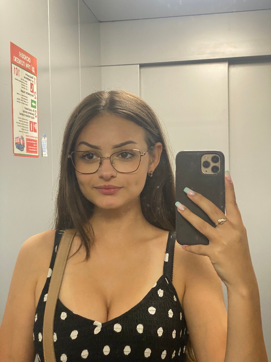 Sexy model Stacy in Londrina