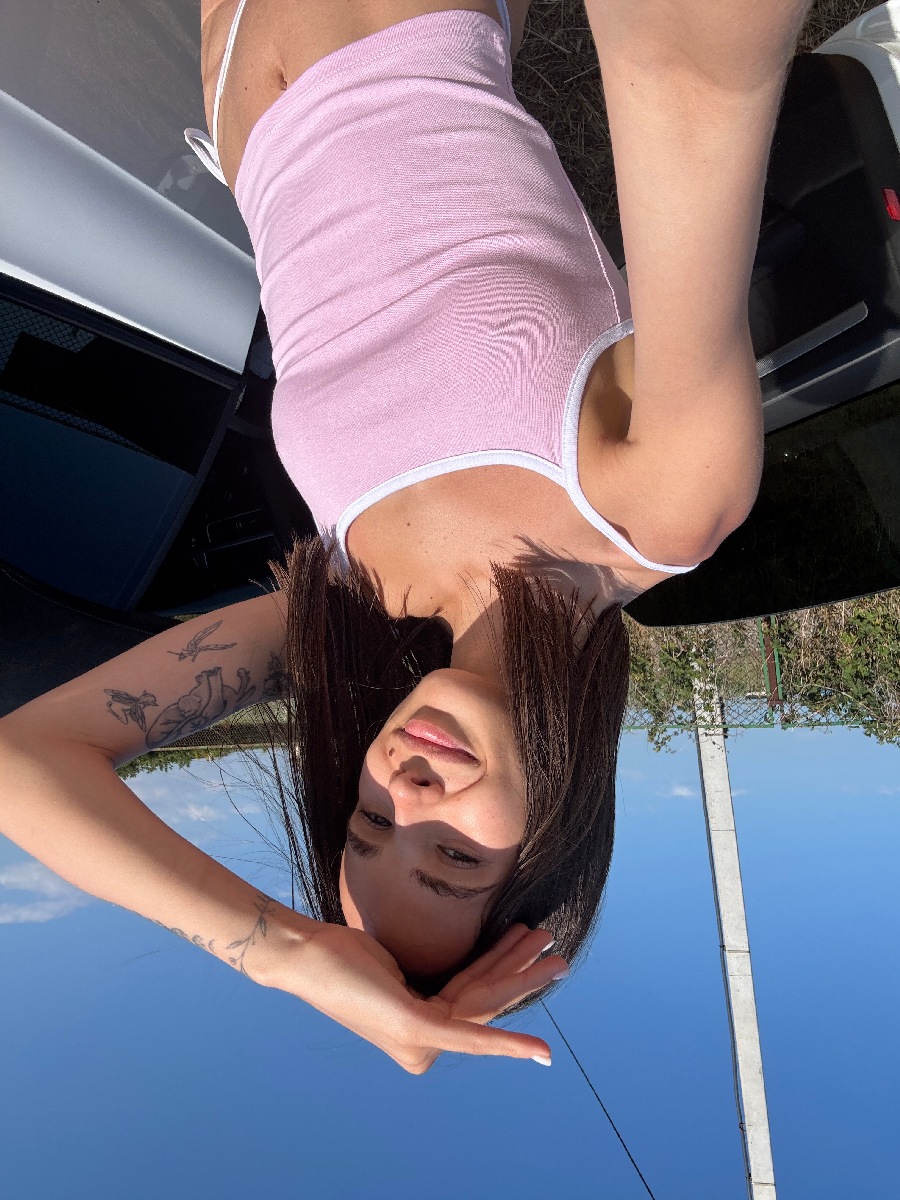 Sexy model Tina in Londrina